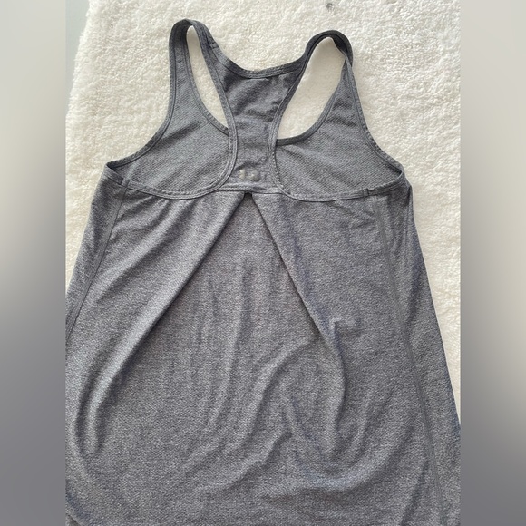 Under Armour tank top SM/P - Picture 3 of 7